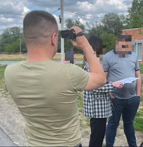 Заступника голови Чернівецької ОВА викрото у розтраті гумнітарній допомоги
