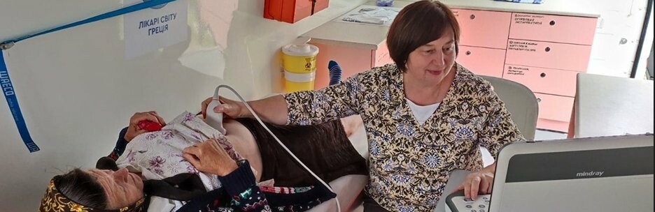 Хотинська лікарня проводить виїздні прийоми для переселенців
