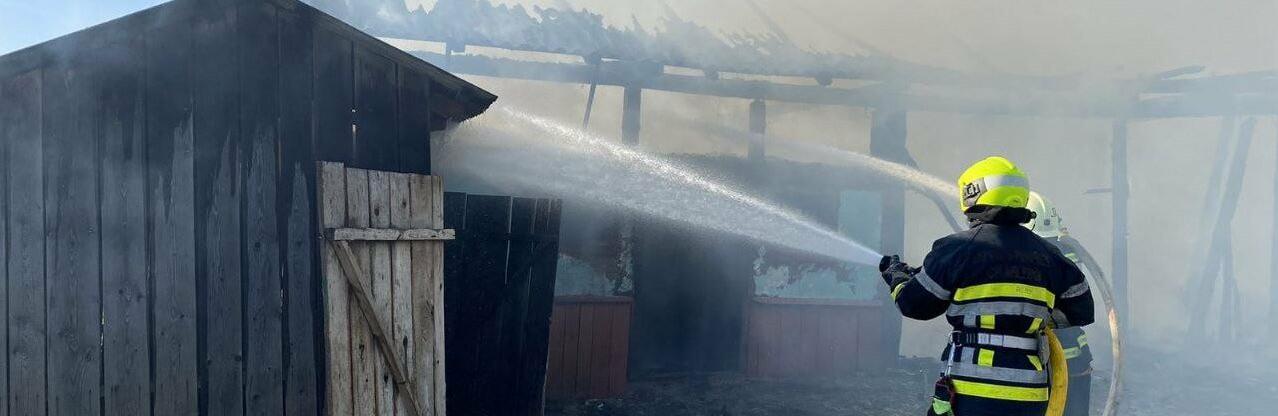 На вихідних у Чернівцях горів гараж  