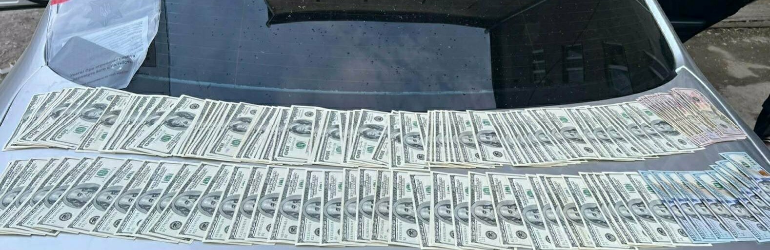 Переправляв чоловіків до Молдови за 13 500 доларів - судитимуть чернівчанина