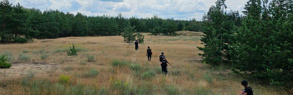 Буковинські піротехніки розміновують територію Донеччини