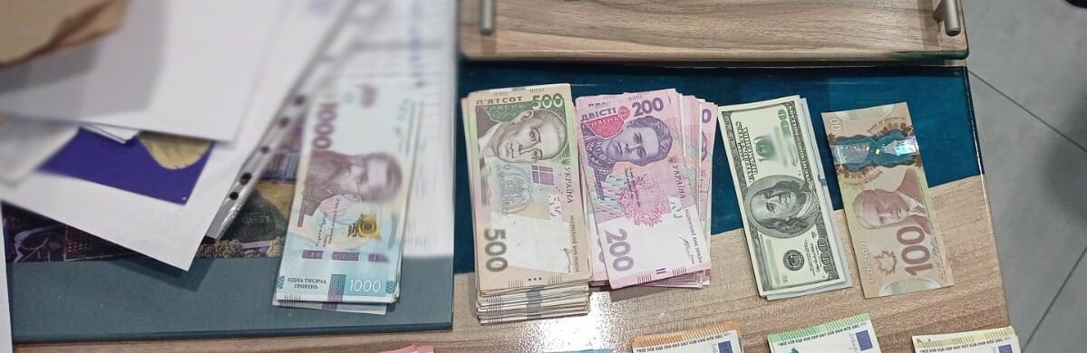Незаконна схема у медичному центрі: директор та спільники викрали 15 мільйонів гривень у держави