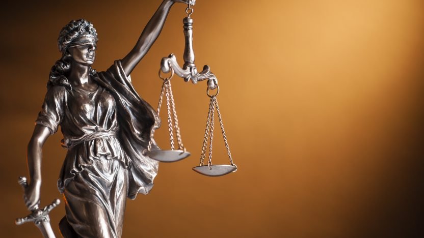 У Чернівецькому районі судитимуть буковинця за крадіжку айфона