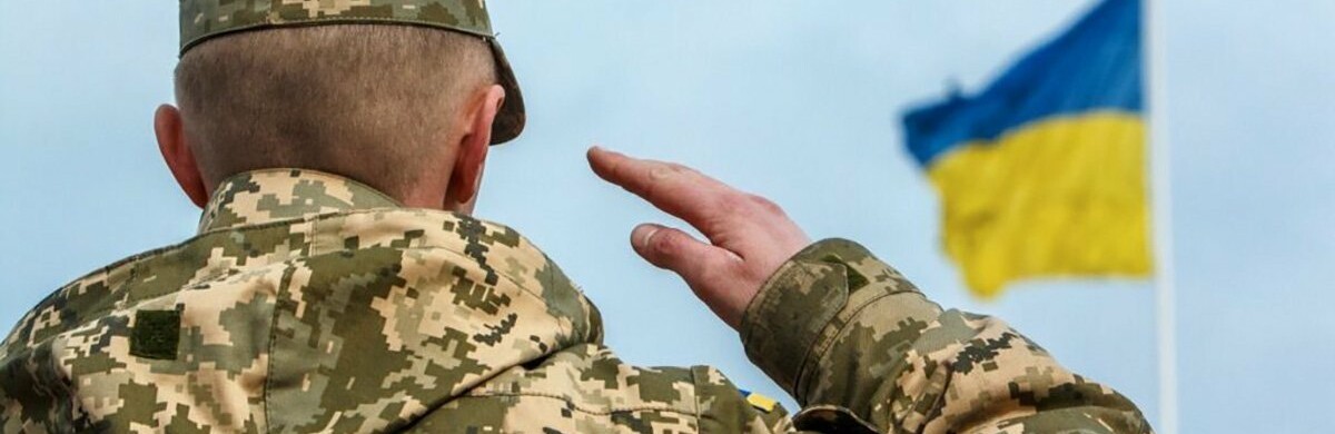 Залужний нагородив буковинця Миколу Мудрика почесним нагрудним знаком ІІІ ступеня «За взірцевість у військовій службі»