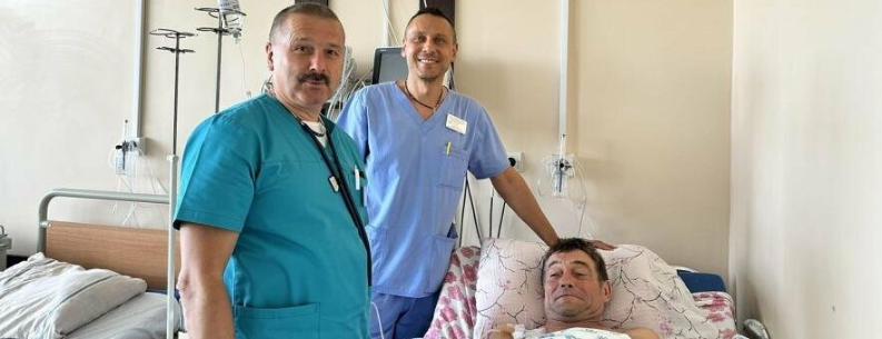 На межі життя і смерті: як чернівецькі лікарі врятували життя 66-річному після клінічної смерті