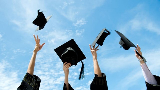 Випускники шкіл отримають документи про освіту не залежно від місця перебування