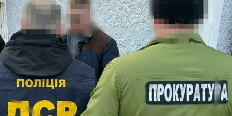 Хабар за оренду приміщення для релокованого підприємства – на Буковині затримано посадовця однієї з міських рад