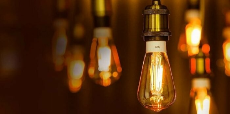 Чому у Чернівцях “рухаються” графіки відключень електроенергії