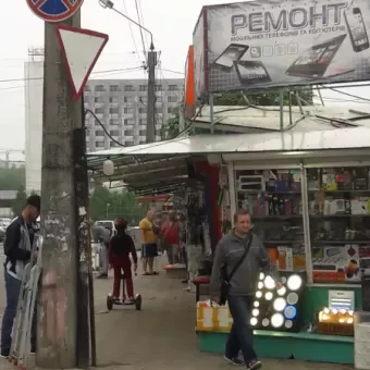 Як у Чернівцях на землі, яка належить церкві, влаштували бізнес