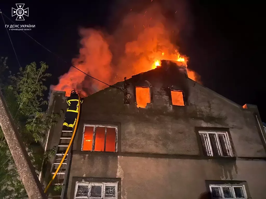 У Чернівцях через пожежу вночі знеструмили 1,3 тис. споживачів - обленерго