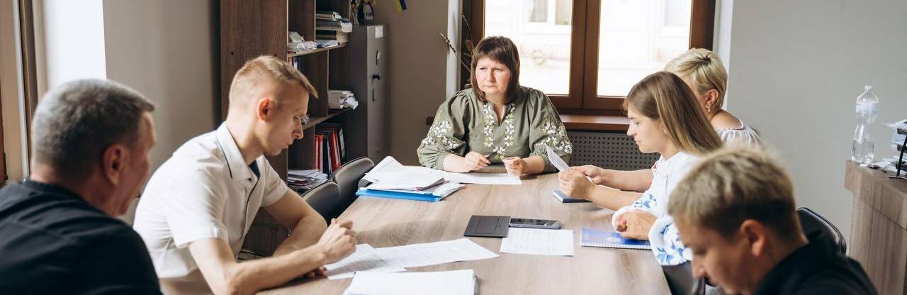 Скільки людей на Буковині знаходяться під наглядом обласного центру СНІДу