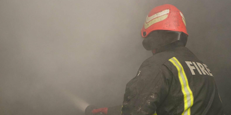 У Чернівцях гасили пожежу в сміттєвому контейнері