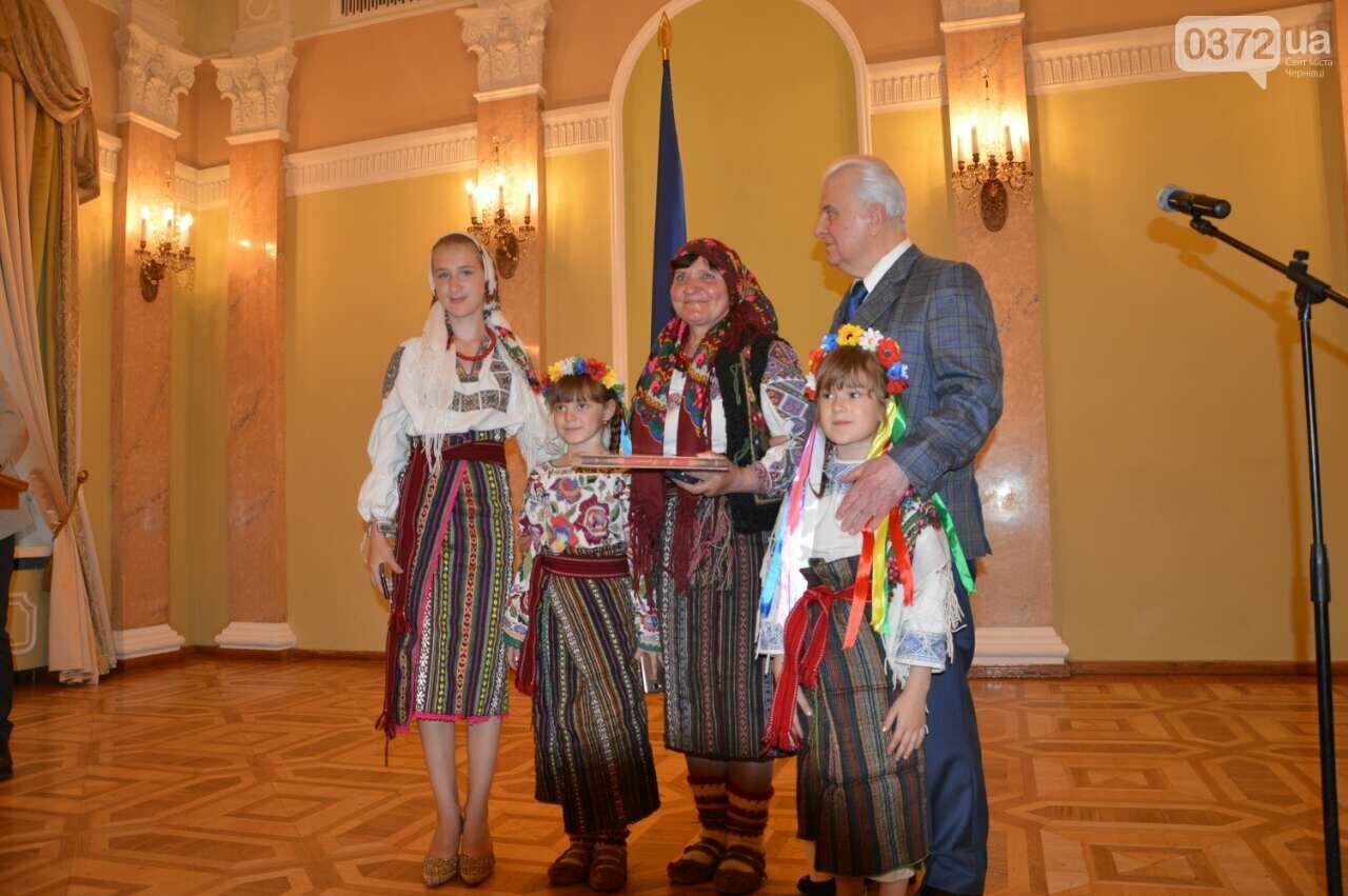 На Буковині вчителька на своєму подвір'ї відкрила музей пис..., фото-4 На Буковині вчителька на своєму подвір'ї відкрила музей писанкарства, фото-4
