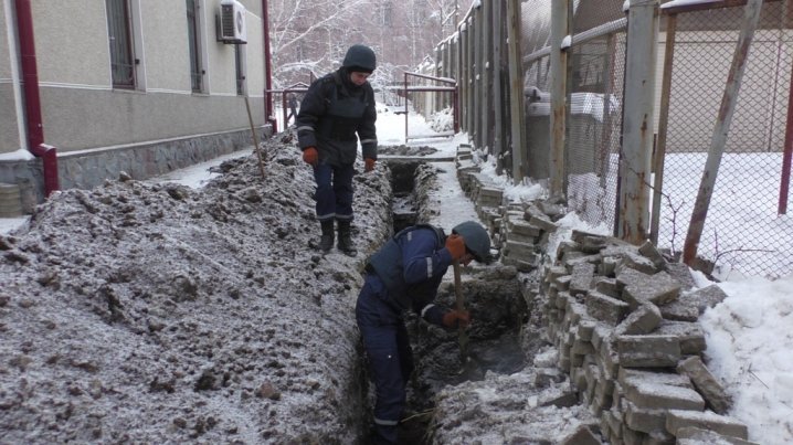 У Чернівцях "розміновували" казначейство (фото), фото-2 У Чернівцях "розміновували" казначейство (фото), фото-2