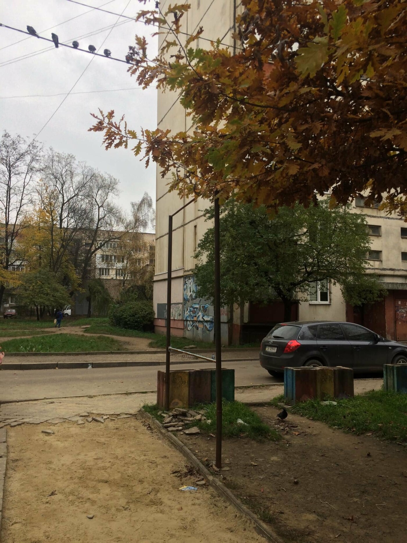 фото з Фейсбук / Артем Жук, Чернівці, вул. Ентузіастів 5 Чернівці, вул. Ентузіастів 5