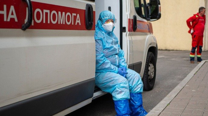 За минулу добу до лікарень госпіталізували 18 осіб