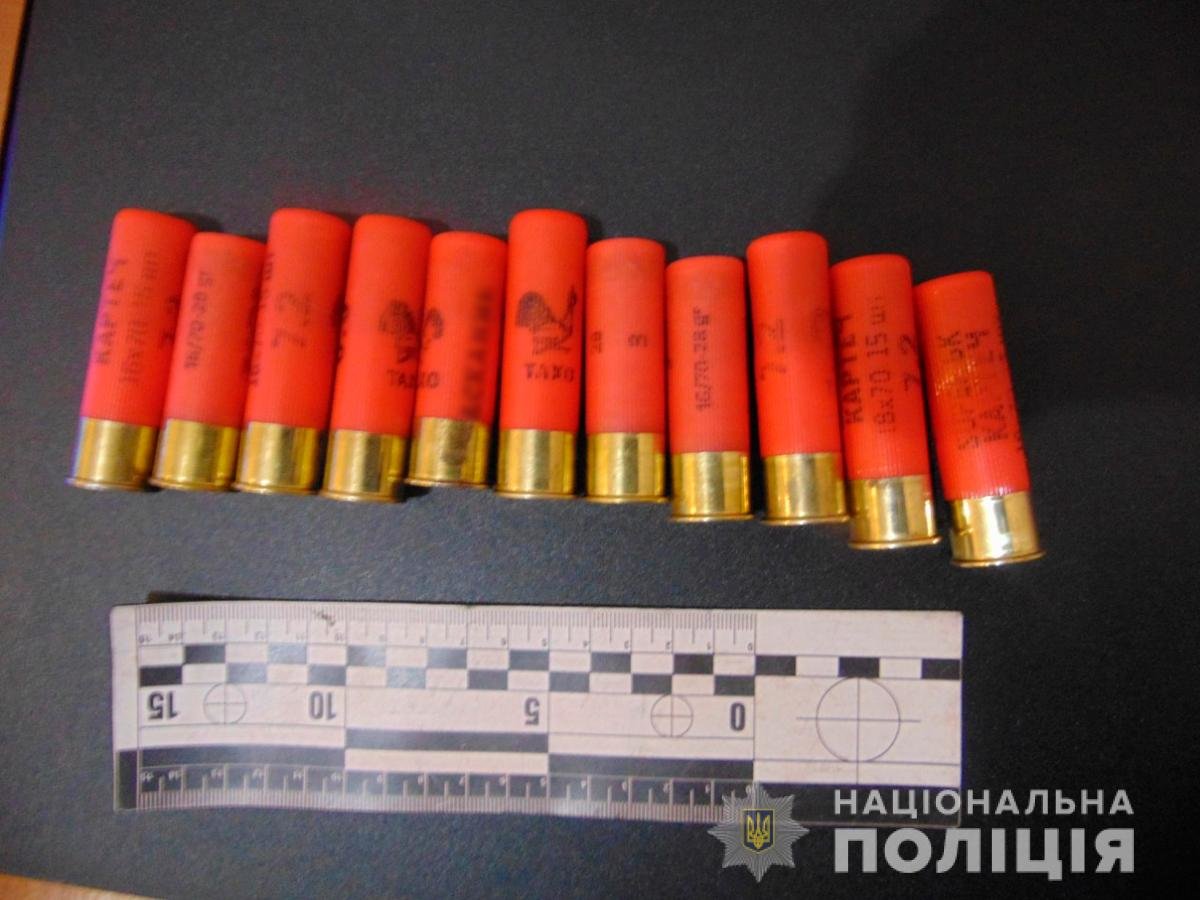 Поліцейські затримали чоловіка, який пострілом смертельно травмував буковинця