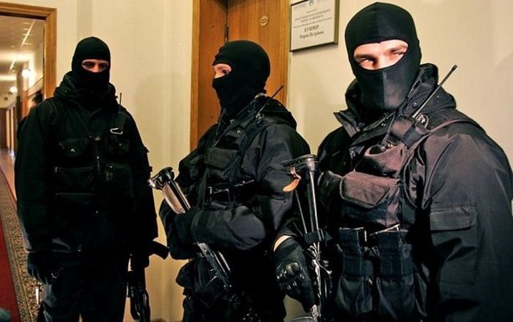 обшук обшук, фото з відкритих джерел
