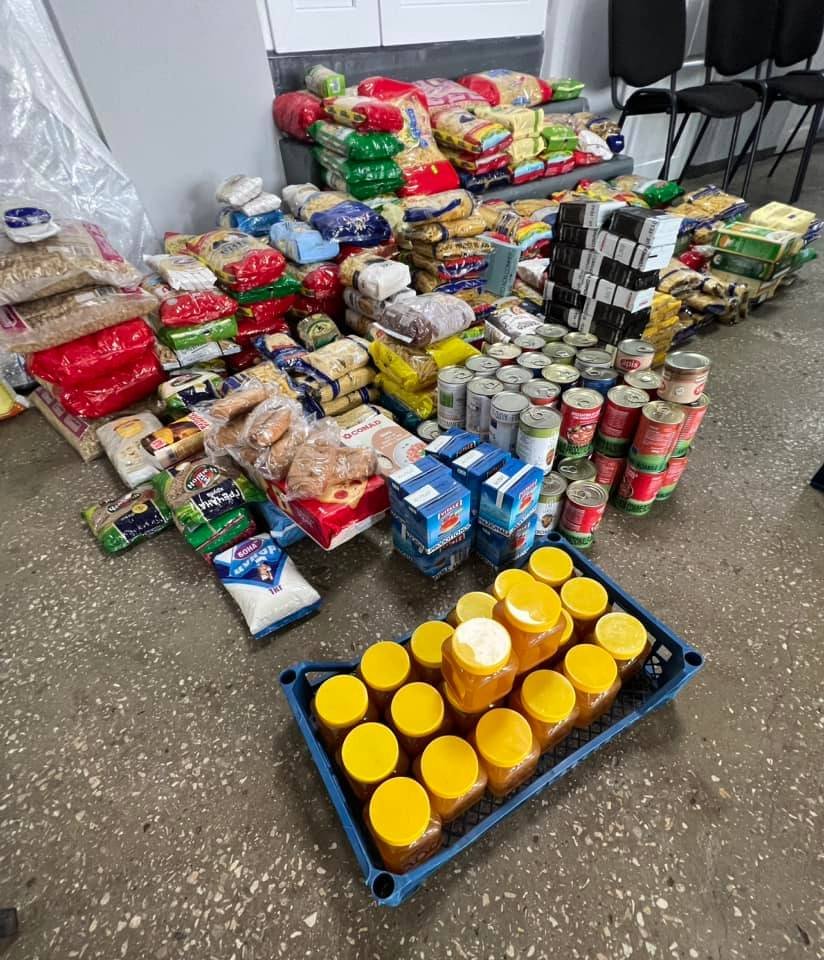 Буковинці відправили черговий вантаж допомоги для військових на Донбасі: овочі та фрукти