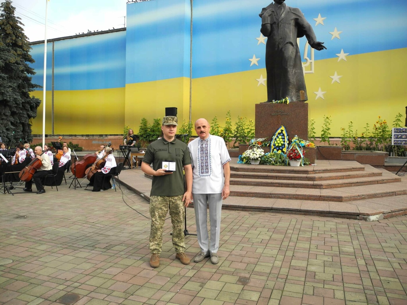 У Чернівцях відзначили День Незалежності України: вручили нагороди захисникам