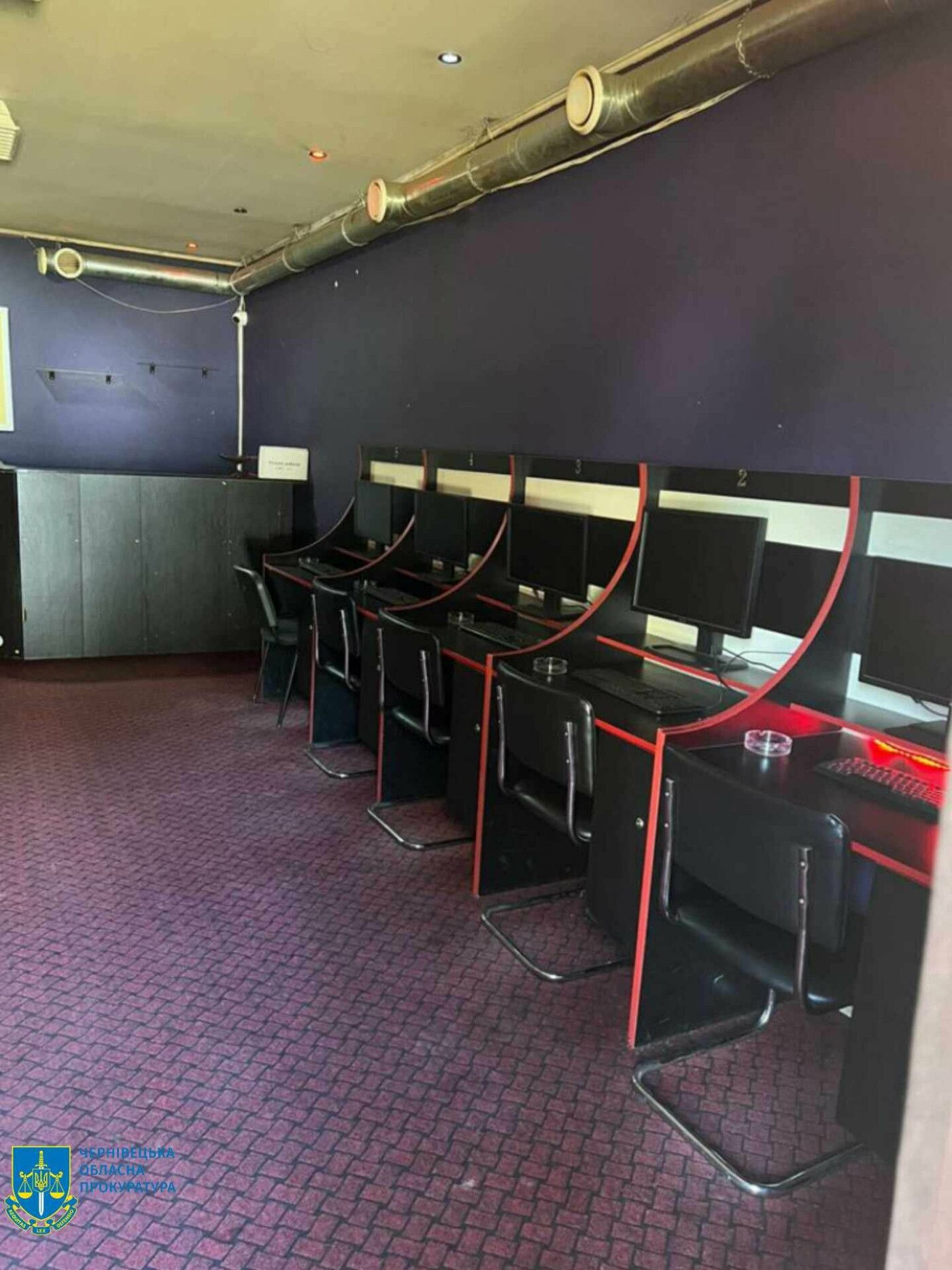 Буковинські азартні пригоди: правоохоронці викрили підпільні ігрові зали з мільйонними прибутками