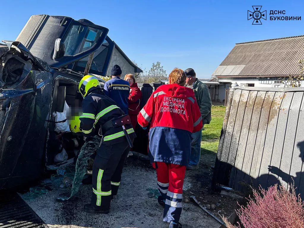 ДСНС Чернівецької області, Наслідки ДТП у Чернівецькому районі Наслідки ДТП у Чернівецькому районі
