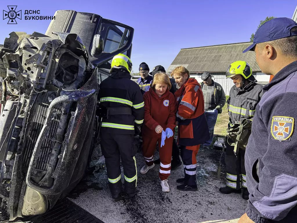 ДСНС Чернівецької області, Наслідки ДТП у Чернівецькому районі Наслідки ДТП у Чернівецькому районі