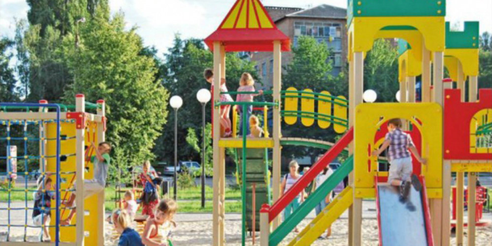 У Чернівцях хочуть створити службу, яка б доглядала за дитячими і спортмайданчиками