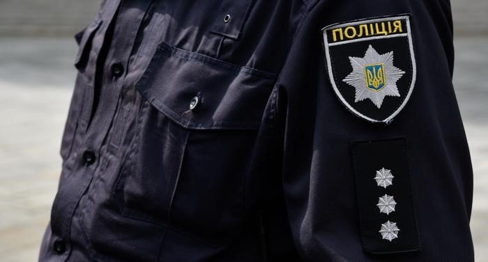 Поліцейські на Буковині змінили підозру ще одному організатору постачання наркотиків до виправної колонії