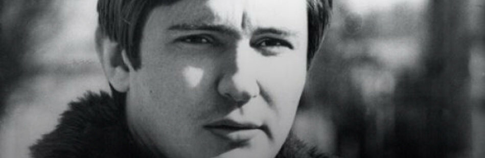 Чернівчани хочуть встановити пам'ятник Володимиру Івасюку у вигляді квітки