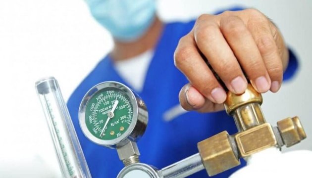 На Буковині кисневу станцію отримала лікарня у Сокирянах
