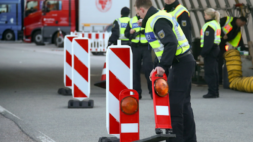 Заборону на в'їзд іноземців до Румунії продовжено: хто з буковинців зможе потрапити до країни - роз'яснення 