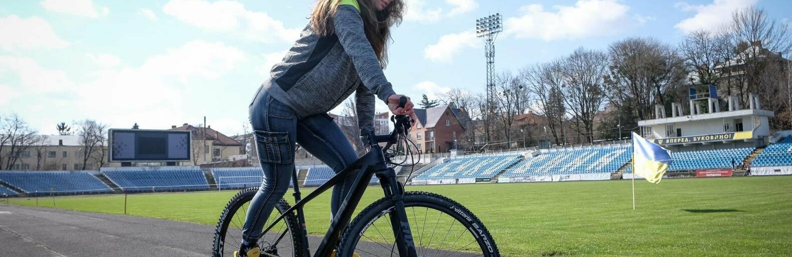 Буковинська Чемпіонка Європи з велоспорту отримала сучасний велосипед для тренувань