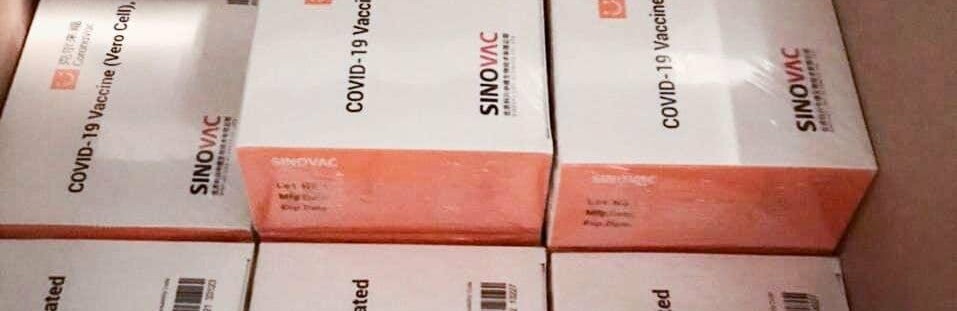 На Буковину прибула вакцина CoronaVac: скільки доз отримали