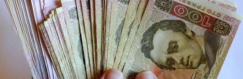 8 тисяч для ФОПів – перші 200 мільйонів гривень вже пішли на виплати
