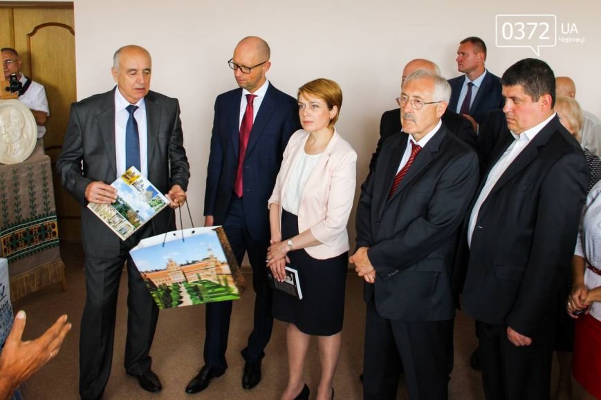 14191557_1854342401517973_1384338406_o